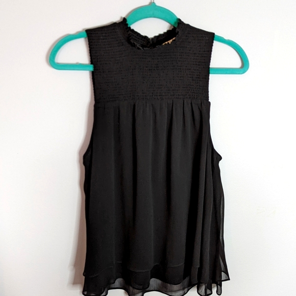 Aritzia Little Moon  sleeveless blouse Size M - Picture 1 of 3